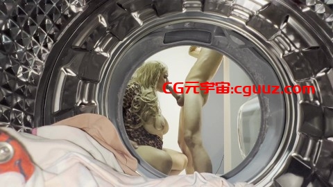 我的继妹被困在洗衣机里，我帮助她在线观看